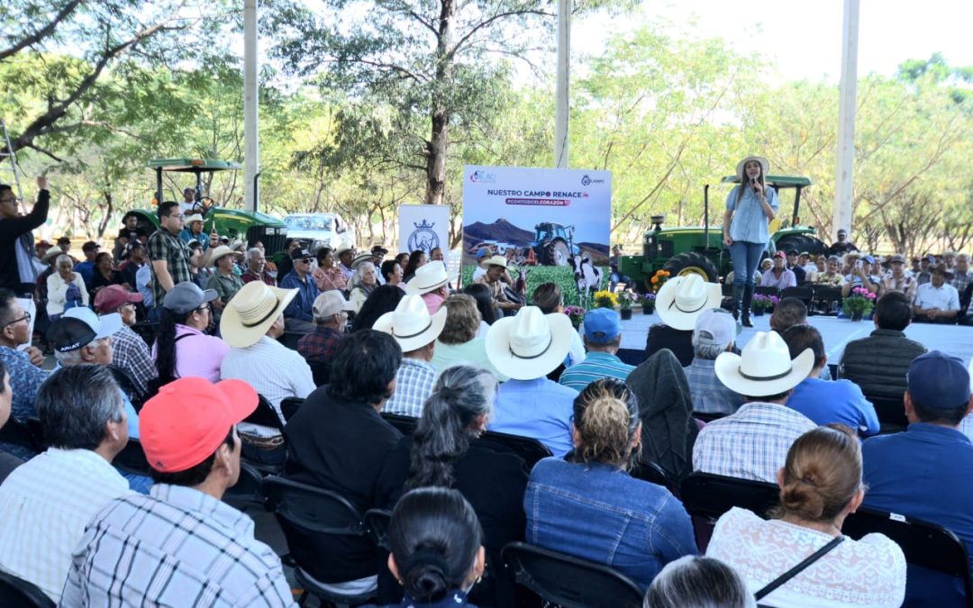 Entregan seguro agrícola a 165 familias del campo