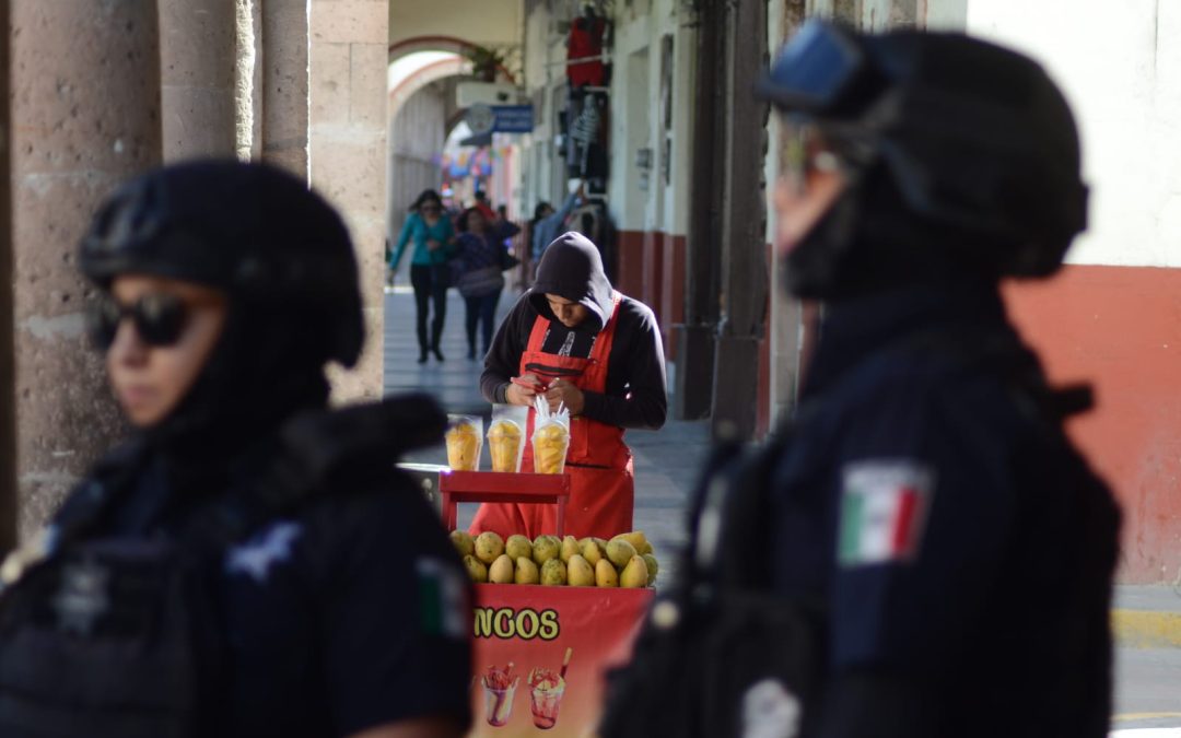 Brinda Policía apoyo a comercios del centro con sentido de proximidad social