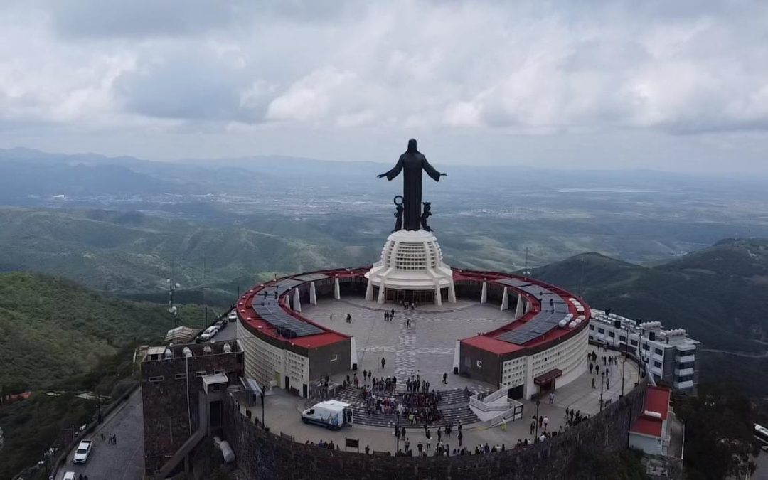 Suben racers R360 a la cima del Cubilete