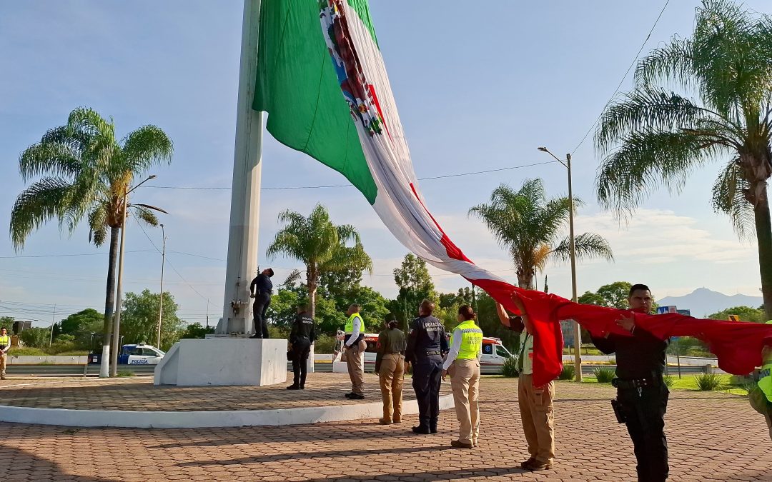 Izan bandera a media asta en memoria de la inundación de 1976
