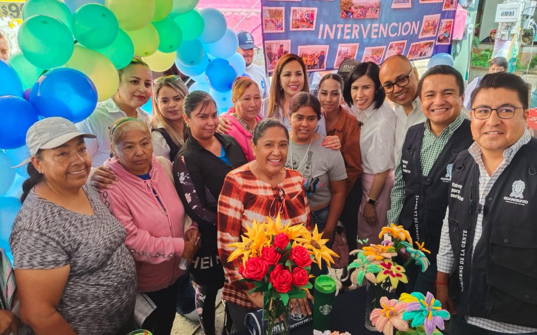 Presentan los beneficios adicionales de la Tarjeta Rosa en Silao