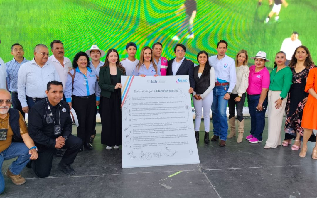 Firma Silao su Declaratoria por la Educación Positiva