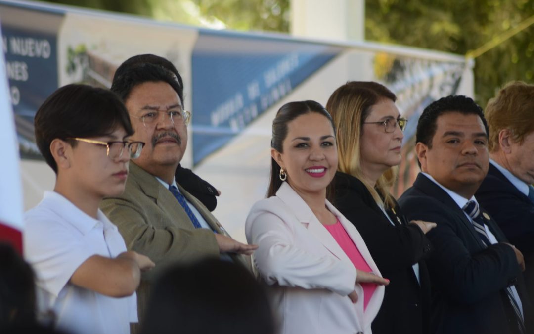 Conmemoran Presidenta Municipal y UG el 50 aniversario de la ‘Prepa Oficial’