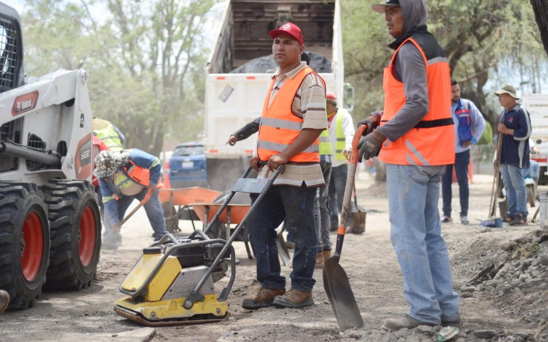 Arranca Programa de Obra Pública 2025 en Silao con reparación en el camino a Bajío de Bonillas