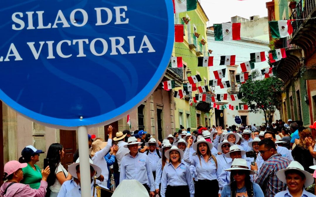 Celebra Silao el espíritu de libertad en el desfile estatal por el 215 aniversario de la Toma de la Alhóndiga