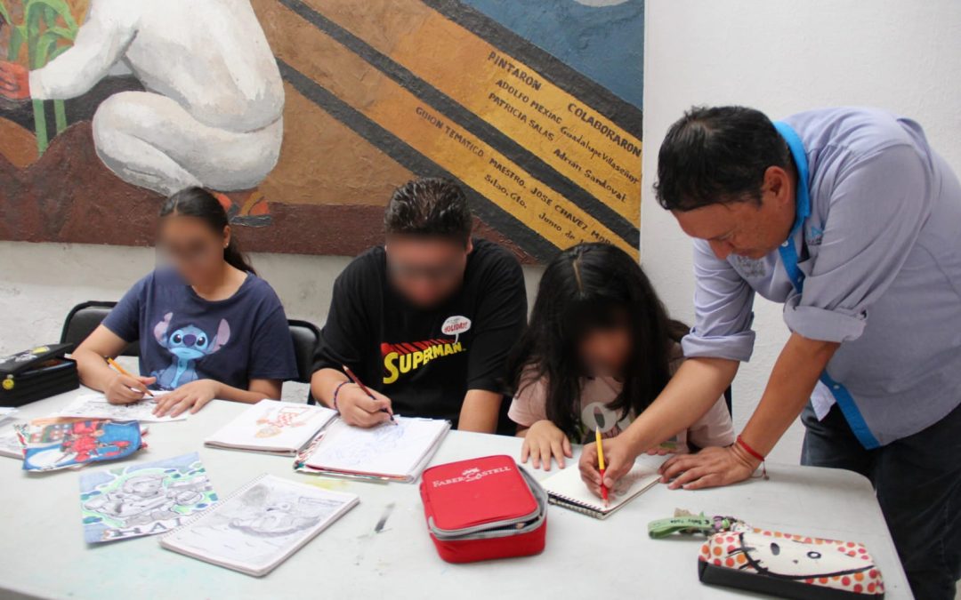 Destacan niñas y niños de Silao por su talento creativo en el taller de cómic; dedican nuevo ciclo a los artistas silaoenses Chávez Morado