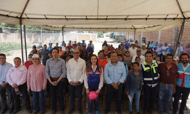 LLEVAN AGUA POTABLE A SAN JOSÉ DE GRACIA