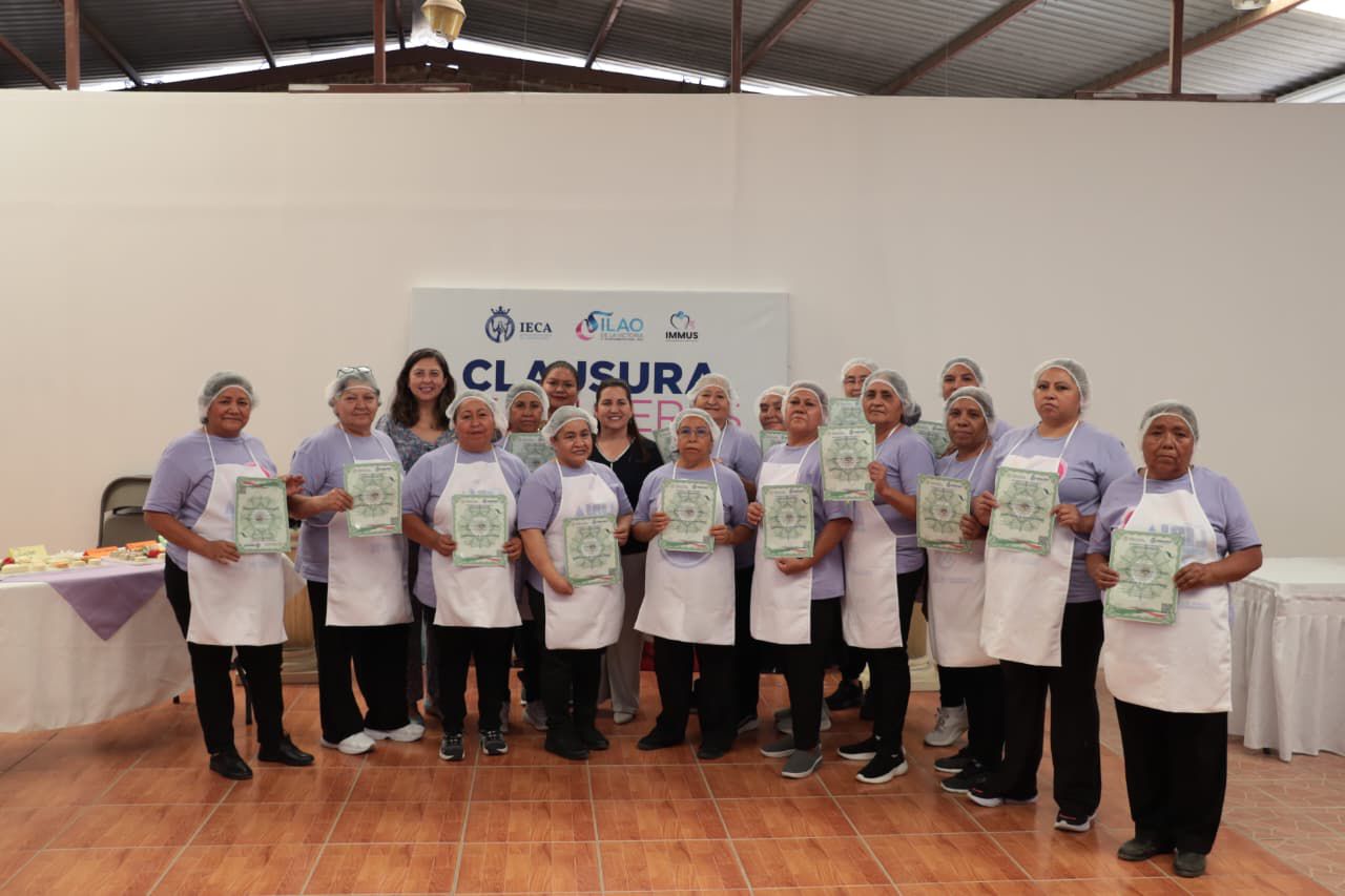 15 mujeres silaoenses concluyen taller de elaboración de queso.